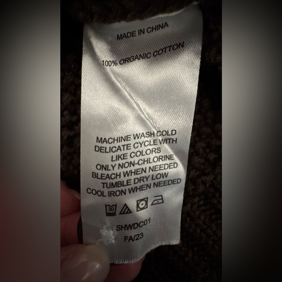 Quince Organic Cotton Oversized Cable Cardigan (L) - Picture 6 of 12